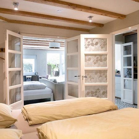 Family House Amsterdam Hotel Екстериор снимка